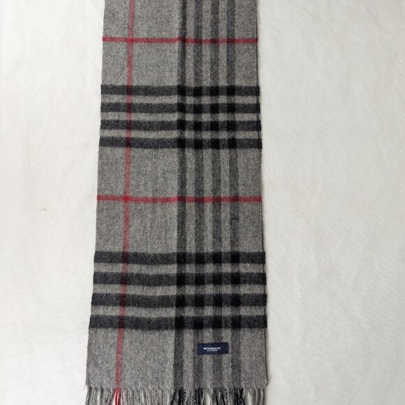 BURBERRY London Classic Nova Check Knit Fringe WOOL Multifunctional Gray SCARF - Picture 2 of 6